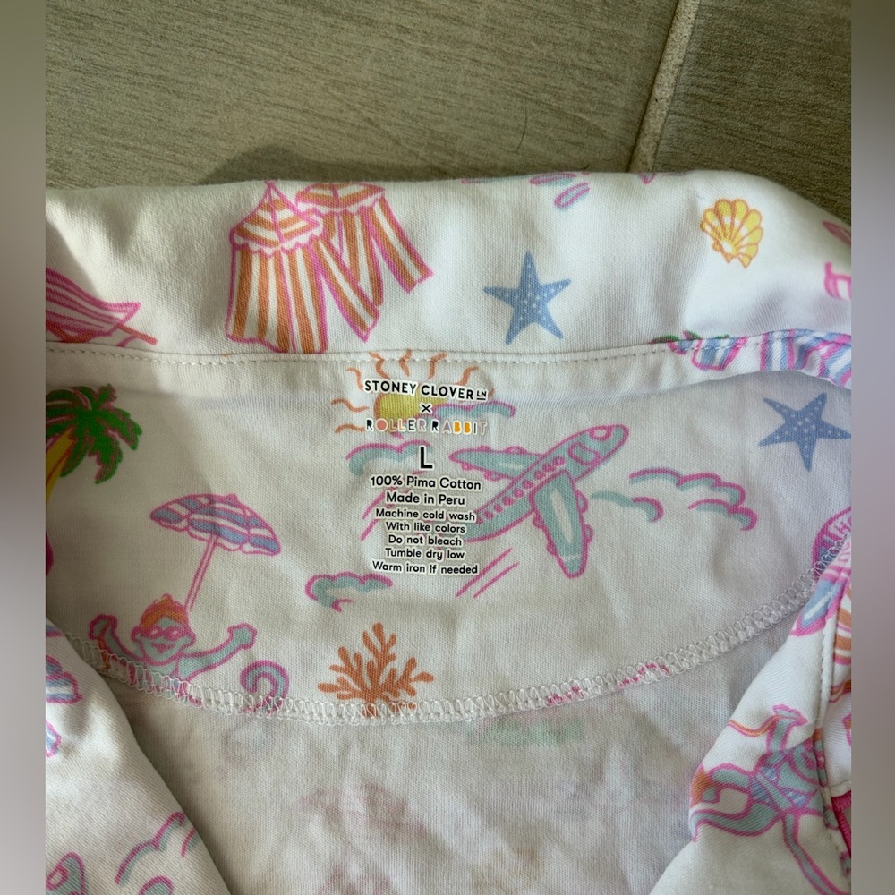 Roller Rabbit Pajama Set - Picture 2 of 6